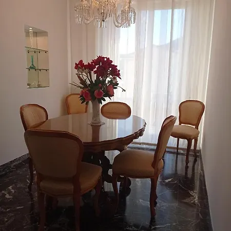 Down Town Emily Lägenhet La Spezia