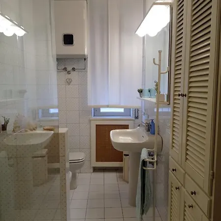 Down Town Emily Apartment *