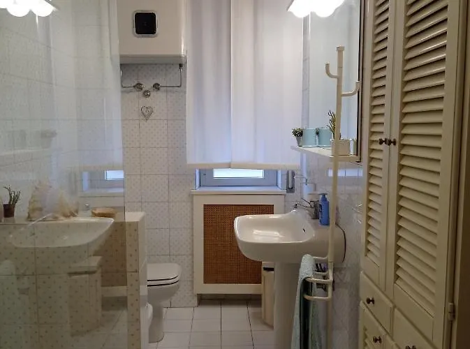 Down Town Emily Apartment *